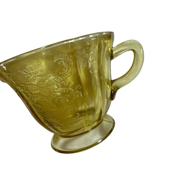 Madrid Federal Glass Yellow‎ Depression 3-1/4" Footed Creamer Vintage 1930's - Picture 3 of 13